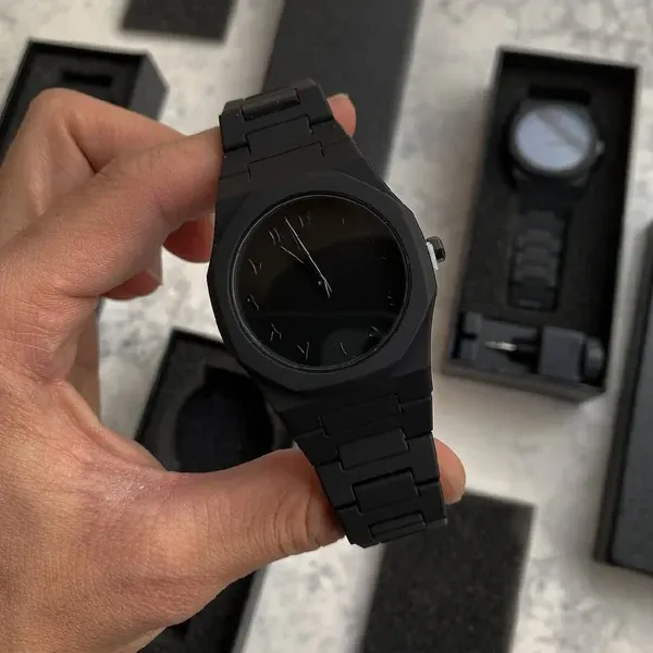 Black Arabic Aura watch